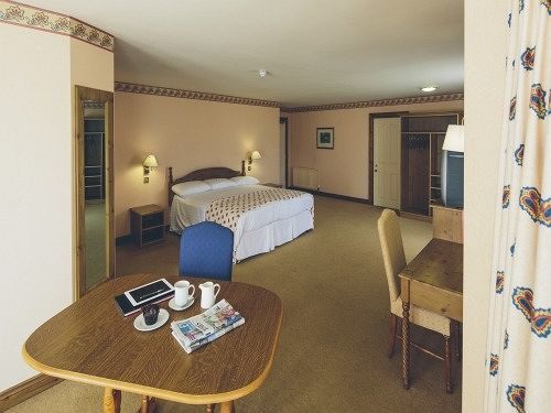 Hotel Canavans 3*