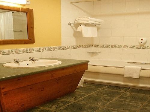 Canavans 3* Garvaghy